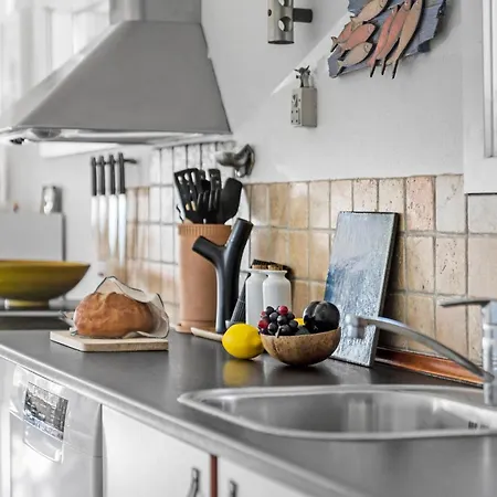 In With Kitchen