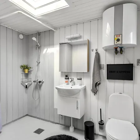 In With Kitchen